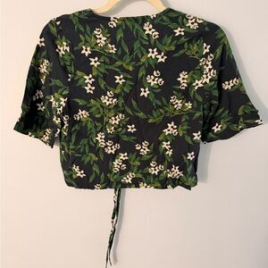 Marine Layer Black Floral Wrap Crop Top Size XS